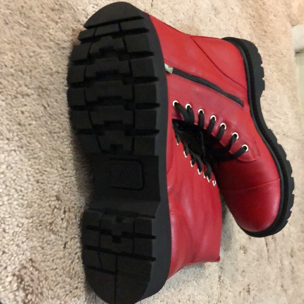 Red winter boot - Picture 5 of 8
